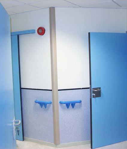 High-resistance protection corner - TTR - Toptop Técnicos En Protección