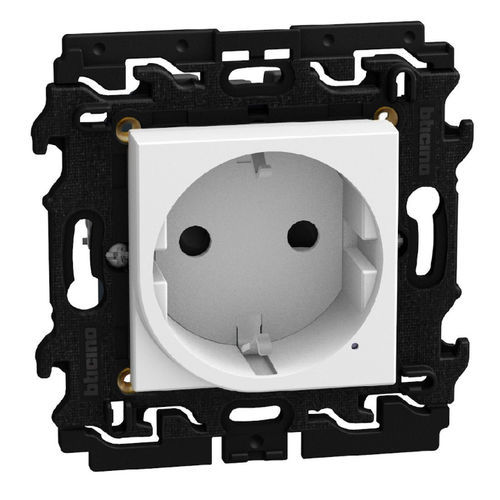 Built-in electrical socket - YW4141AC - BTICINO - 2-pole / Schuko type / smart