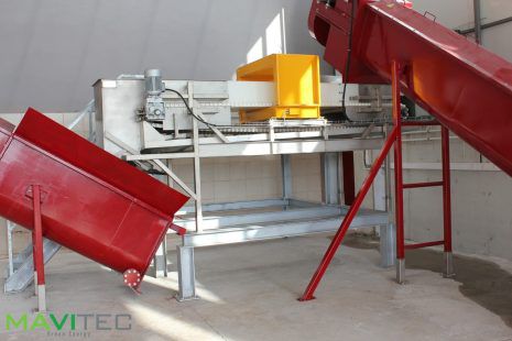 Tunnel type metal detector - MAVITEC GREEN ENERGY BV - for conveyor / with conveyor / for the food industry
