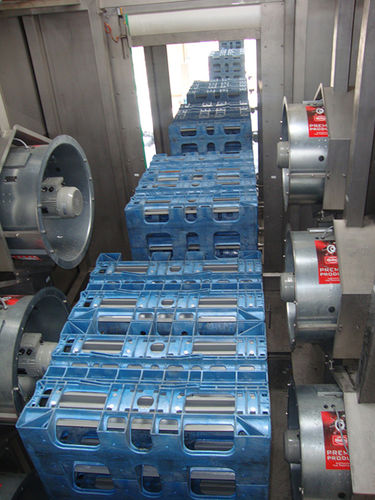 Water washing machine - Technica International - spray / sand / stainless steel