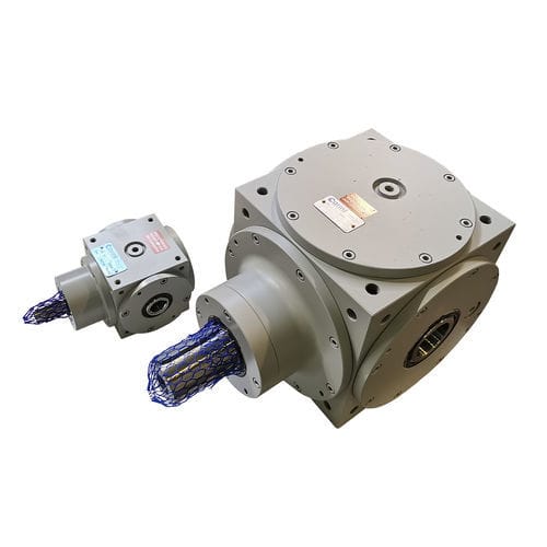 Bevel gearbox - CARINI INDUSTRIA SRL - spiral bevel / right angle / solid-shaft