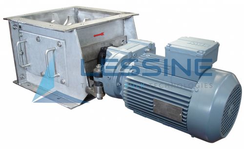 Food lump breaker - LESSINE - mineral / blade / horizontal