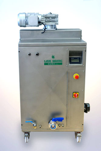 Stainless steel melter - BAÑADORAS GUTSENS GUBA S.L. - with water pump