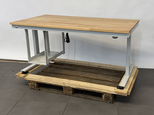 Beech workbench - 08-AT-150-080-B+09-CPU.12-Sch - RAU - electric / height-adjustable