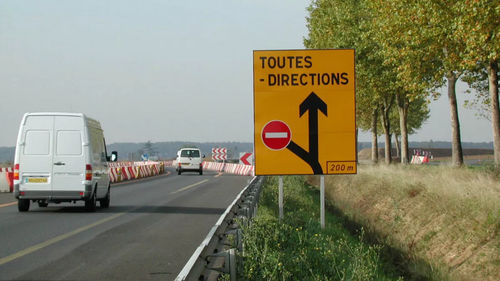Obligation safety sign - AXIMUM - for construction site
