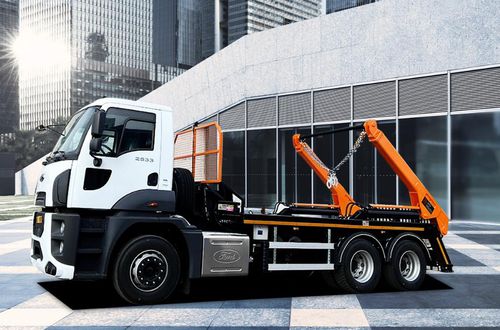 Truck skiploader - RN Auto Industry - swing-arm