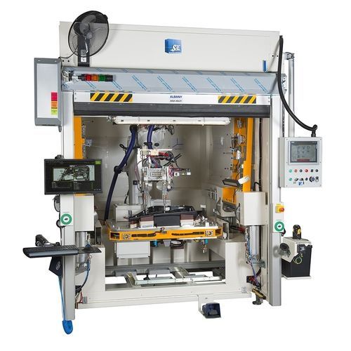 Plastic part processing machine - S2E MODELING