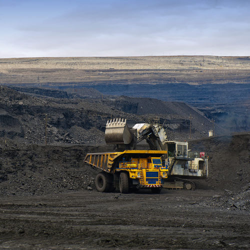 Impact crusher - BETEK GmbH & Co. KG - mobile / stone