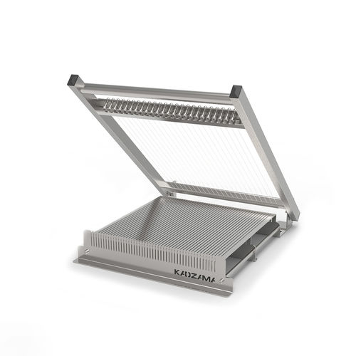 Pastry product slicing machine - Kadzama - for chocolate / manual / knife