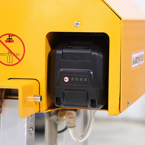 Stone slab vacuum lifting device - APSL - AARDWOLF INDUSTRIES LLC - DC power / secure / forklift mounted