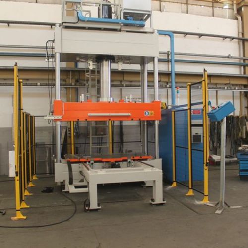 Hydraulic press - COMI GROUP - punching / cutting / for thermoforming lines