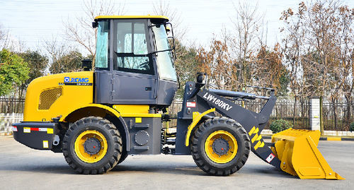 Rubber-tired loader - LW180KV - XCMG - articulated / large / outdoor