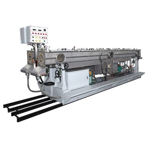 Tube cooling bath - Everplast Machinery Co., Ltd. - water spray