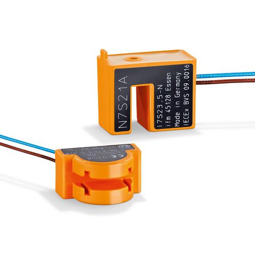 Vane proximity sensor - N7S23A, N7S21A, N7S20A - ifm electronic - inductive / NAMUR / ATEX
