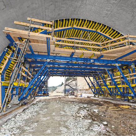 Modular tunnel - DokaCC - DOKA