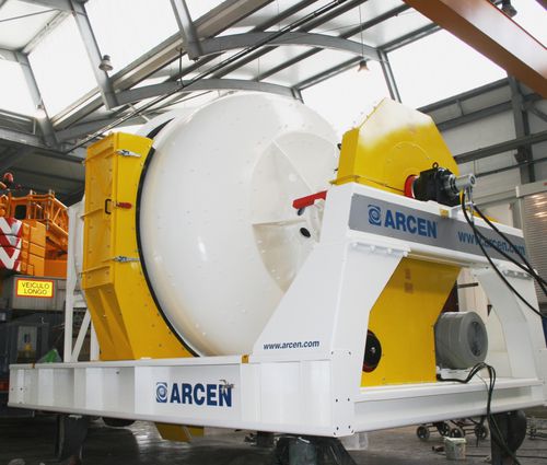 Electric concrete mixer - MEF - ARCEN ENGENHARIA, S.A. - hydraulic / mobile