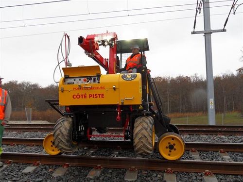 Mobile crane - X3-g - UNAC - all-terrain / light