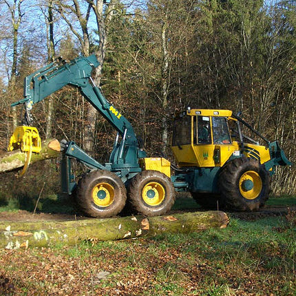 Forestry skidder - HSM 904Z 6WD - HSM - Hohenloher Spezial-Maschinenbau GmbH & Co. K - with grab