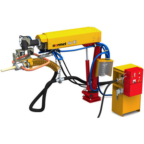 Mobile spray unit - ALIVA 302.1 - Normet - hydraulic / modular