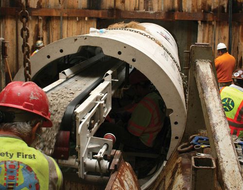 Double-shield tunnel boring machine - SBU-RHSS,SBU-RHDS - The Robbins Company - single-shield