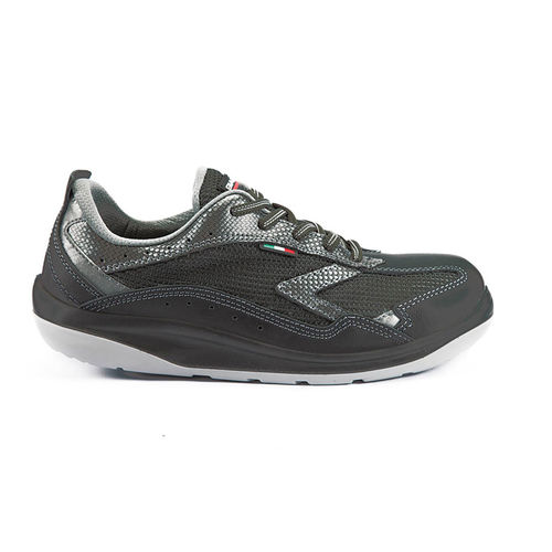 Anti-slip safety shoes - FLASH - Giasco Srl - anti-perforation / anti-static / leather