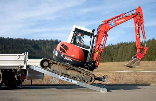 Mobile loading ramp - 2300 - 5000 kg | Baytec - Mauderer Alutechnik