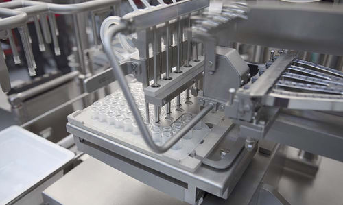 Bottle top filling and closing machine - SFM series - Bausch + Ströbel Maschinenfabrik Ilshofen GmbH+Co. KG - syringe / for pharmaceutical applications