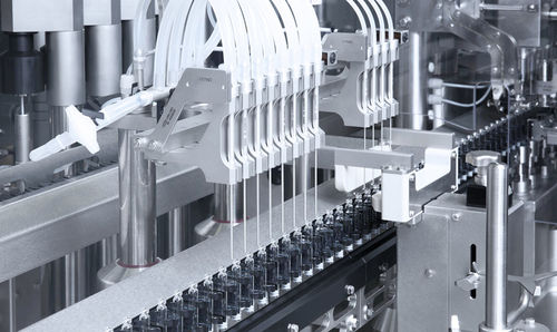 Bottle top filling and closing machine - KFM series - Bausch + Ströbel Maschinenfabrik Ilshofen GmbH+Co. KG - for sterile applications