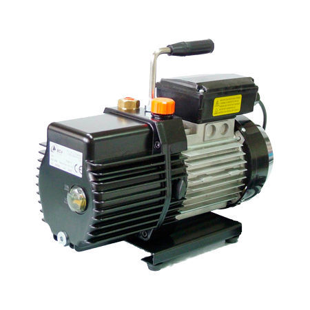 Vane vacuum pump - RS9D - GIUSSANI SRL - lubricated / 230VAC / single-stage