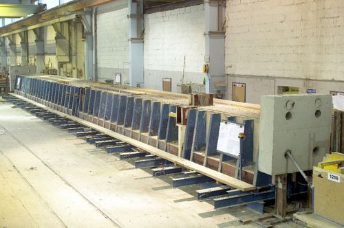 Column formwork - AVERMANN Maschinenfabrik GmbH & Co. KG