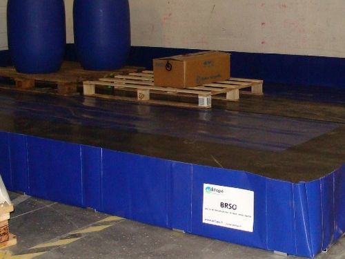 Flexible spill containment berm - BRSO 5250 SM - DIFOPE - PVC-coated