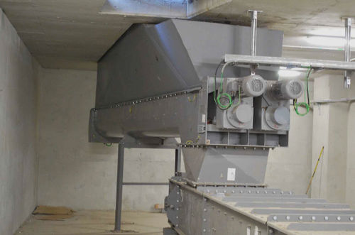 Screw conveyor - FLSmidth MAAG® Gears and drives - spiral / horizontal / trough