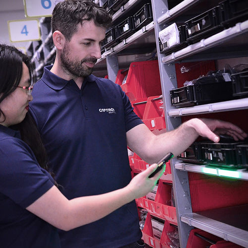 Pick-to-light order-picking system - CAPTRON - for intralogistic / digital