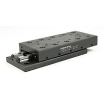 交叉滚轮直线滑轨