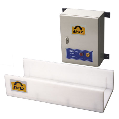 Conveyor metal detector - VC - Eriez Magnetics Europe Limited - integrated