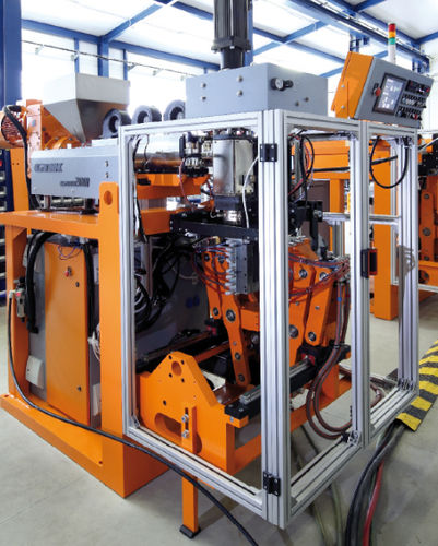 extrusion blow molding machine