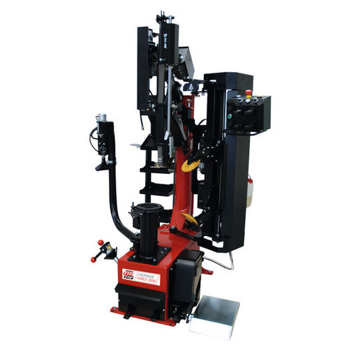 汽车轮胎换车轮