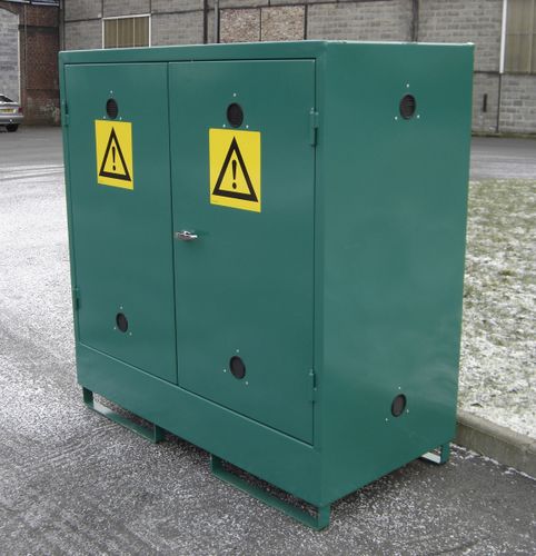 Storage cabinet - CS5 - MANERGO - floor-mounted / shelf / double door