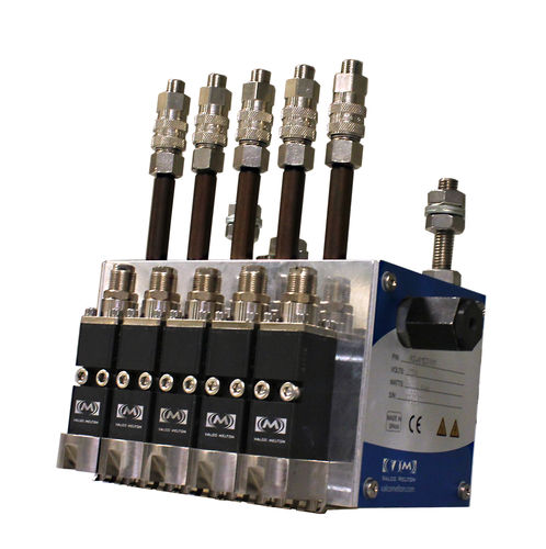 Spray gun - FlexSpray™ - Valco Melton - air / hot-melt glue / automatic