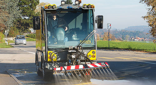 High-pressure street washing machine - Washer Vehicle L3  - Boschung Mecatronic AG - combustion engine