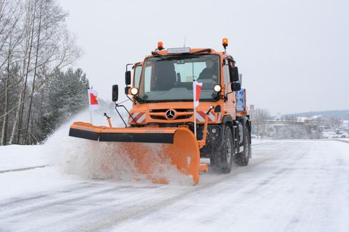 Small vehicle snow-plow - Ramox - Bucher Municipal AG