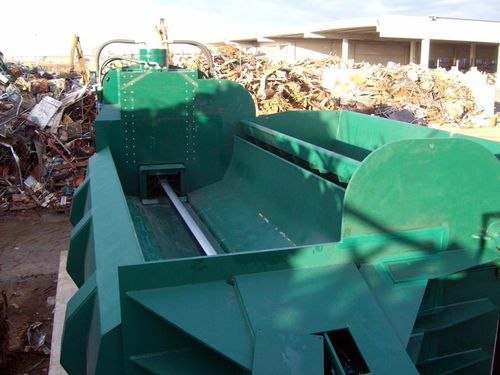 Scrap metal baling press - KATANA 378 - ECOTECNICA S.R.L.  - vertical / top-loading / channel