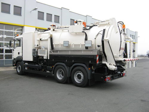 Suction truck - max. 40 t | VACUMASTER ADR - MÜLLER Umwelttechnik GmbH & Co. KG - 3-axle