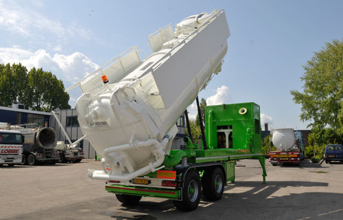 Semi-tanker semi-trailer - Vacu-Press® Maxloader - Naaktgeboren Rotterdam B.V.  - 2-axle / towed / suction