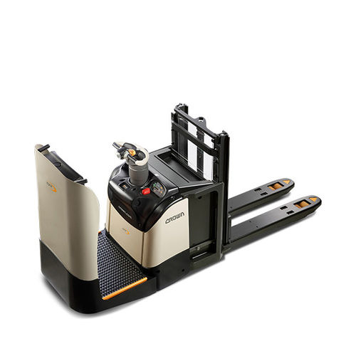 Electric stacker truck - DT 3040 series - CROWN - stand-on / 24 V / double-pallet