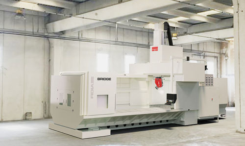 5-axis milling machine - BRIDGE series - FIDIA - vertical / with moving table / gantry