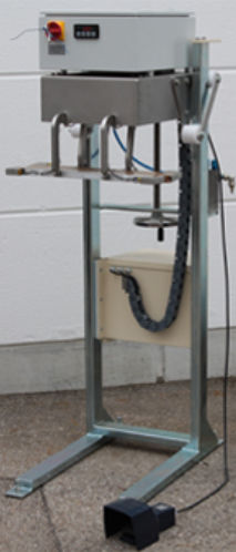 Automatic heat sealer - VIS - VCG Flüssigkeitsfüllmaschinen GmbH - for bag closing / stainless steel / pneumatic