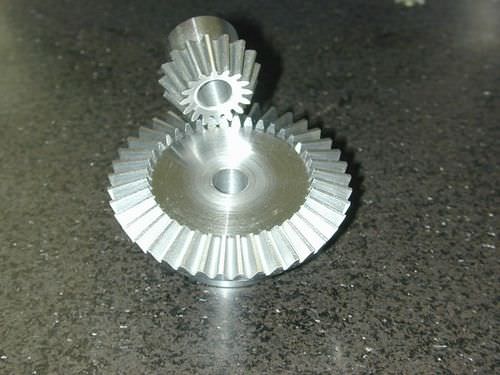 Bevel gear - WMH Srl - helical-toothed / custom-made