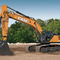 大型挖掘机