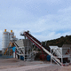 mobile concrete batching plant / twin-shaft / with belt conveyor